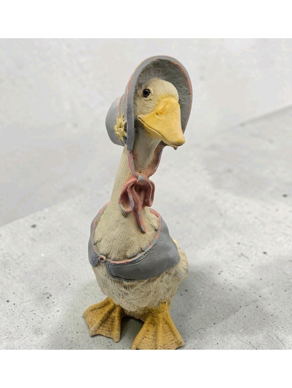Vintage Resin Porch Lawn Goose Statue 12" Mother Bonnet Shawl Jemima Puddle Duck